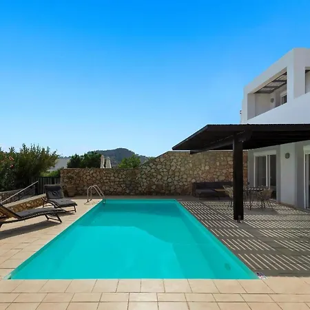 Ferienhaus Mit Privatpool Fuer 6 Personen Ca 93 Qm In Lindos, Dodekanes Rhodos *
