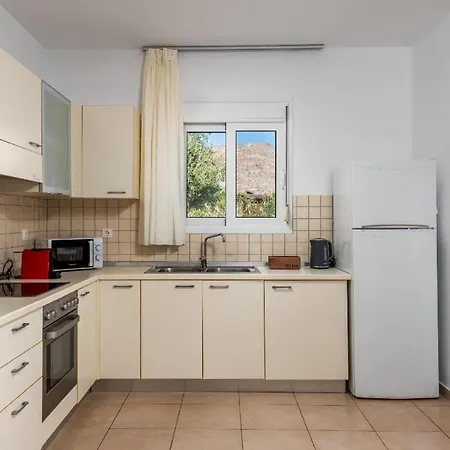 Ferienhaus Mit Privatpool Fuer 6 Personen Ca 93 Qm In Lindos, Dodekanes Rhodos *