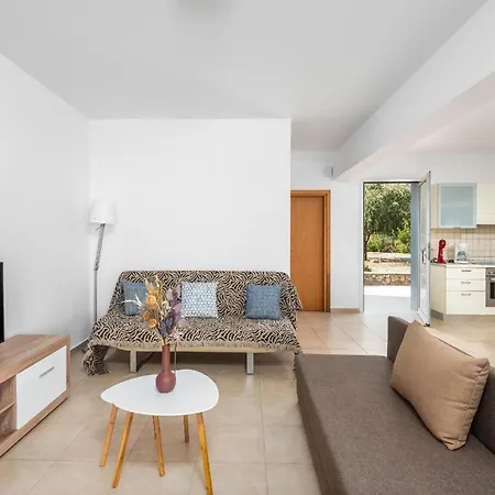 Ferienhaus Mit Privatpool Fuer 6 Personen Ca 93 Qm In Lindos, Dodekanes Rhodos Casa vacanze *